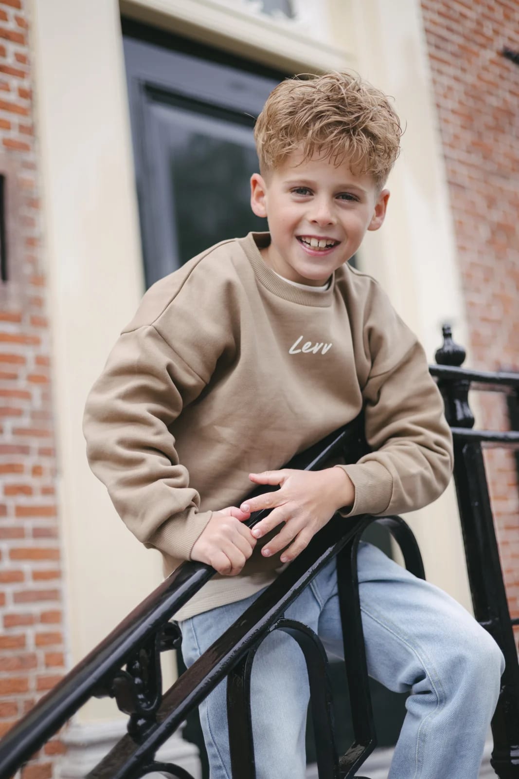 Levv Sweater David