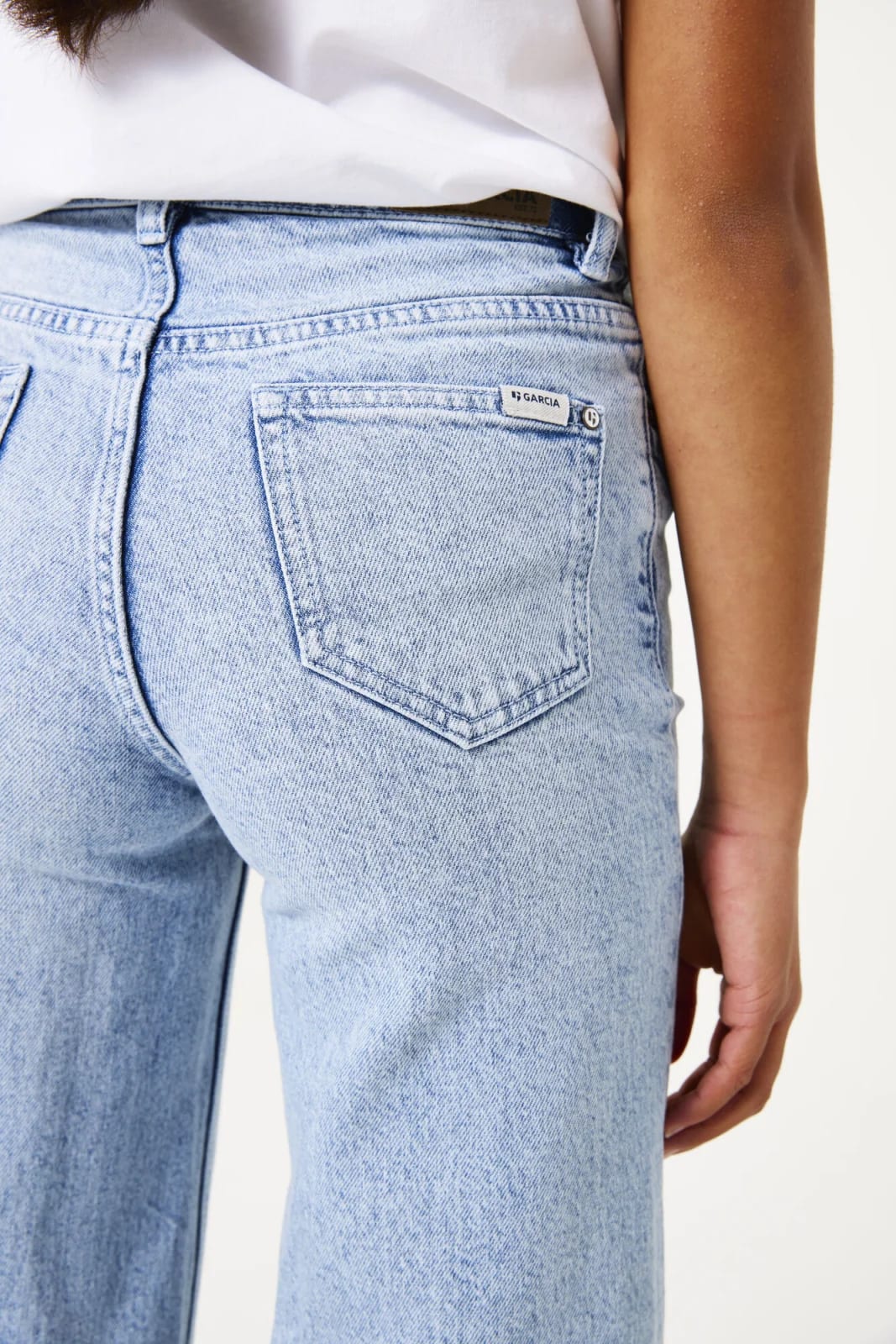 Garcia Annemay Broek